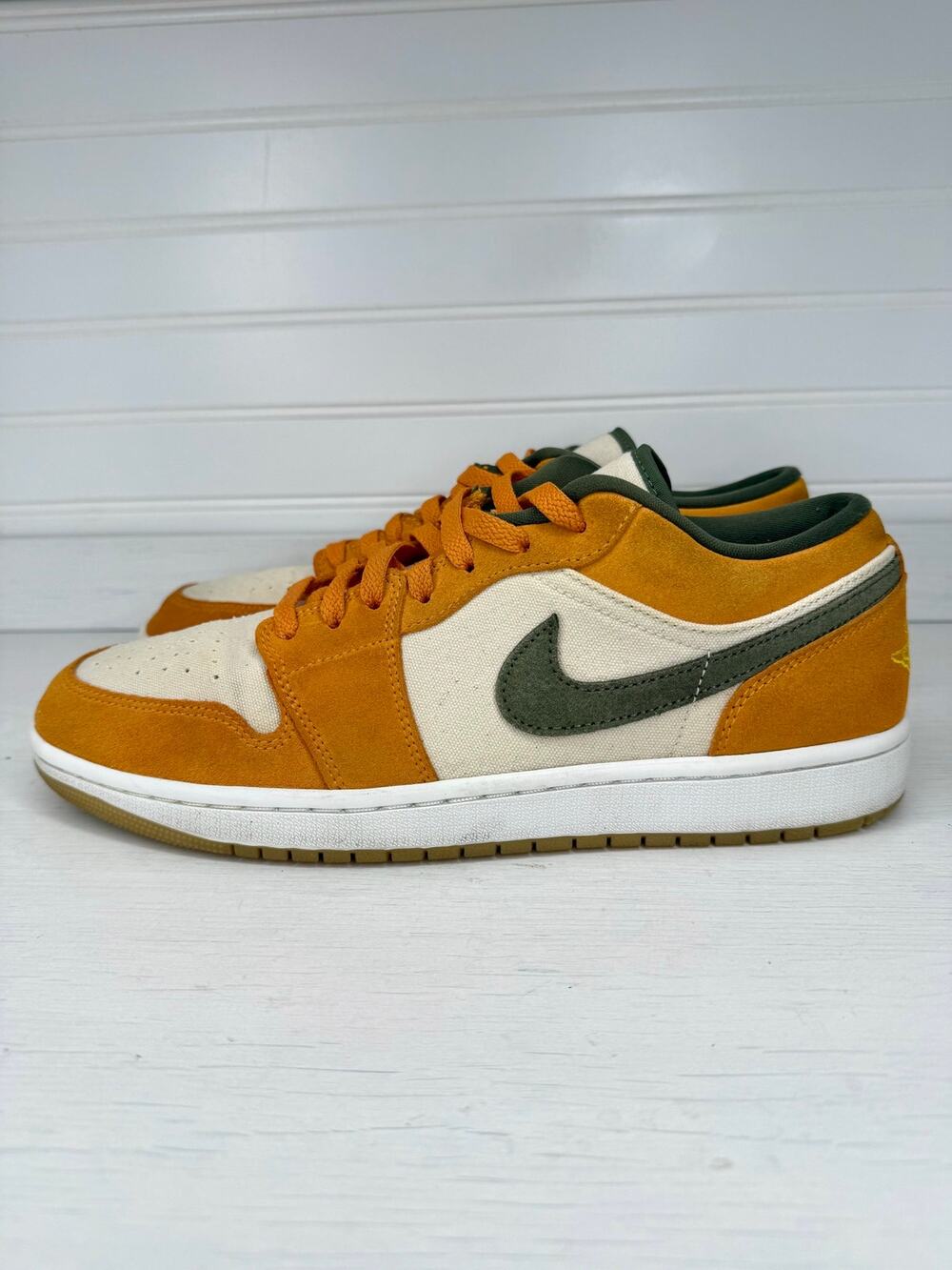 Nike Air Jordan 1 Low SE Light Curry Olive DH6931-102 Men’s 10.5 No Box
